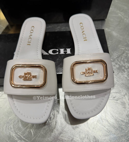 Sandals great quality include box (SANDALS ONLY)